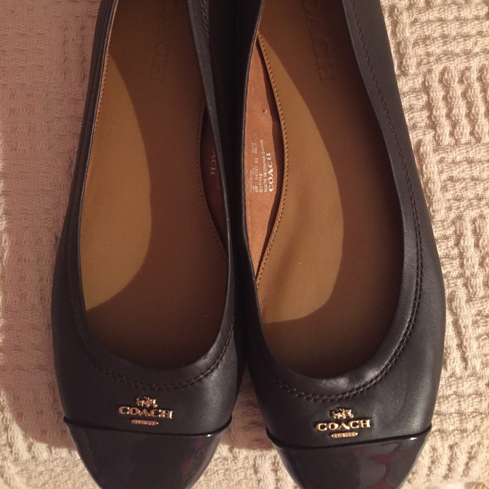 COPY - Like New Black/ Brown Coach Flats